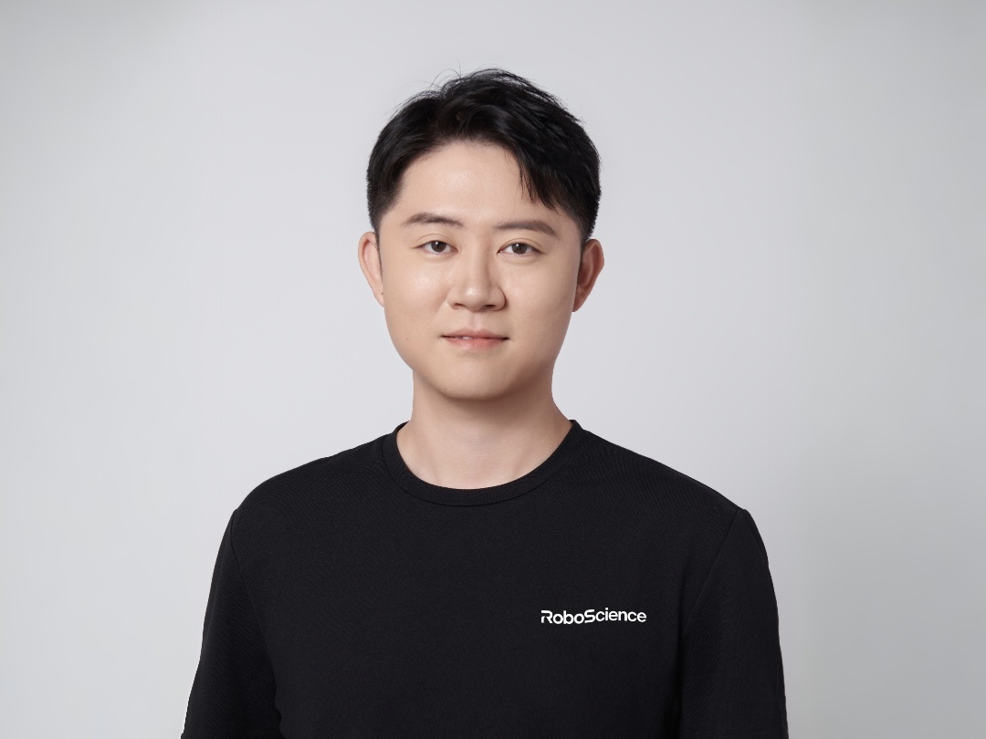 RoboScience CEO Ye Tian: A disciple of Andrew Ng armed with Apple’s product philosophy, imbuing robots with a sense of “life”